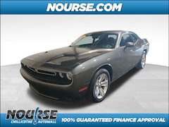 2023 Dodge Challenger SXT Coupe 2C3CDZAG4PH518396