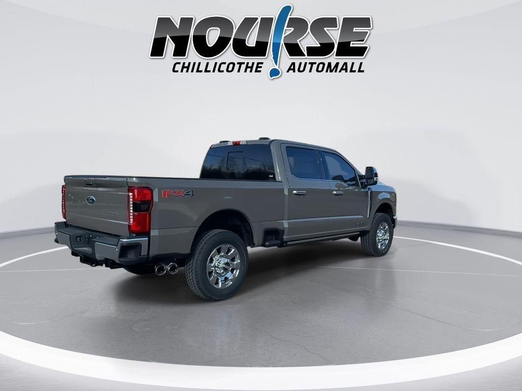 New 2026 Ford F-350 Lariat Truck Crew Cab