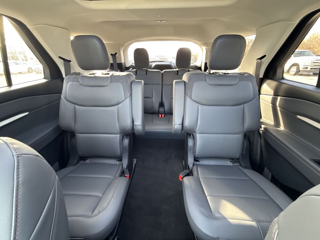 2026 Ford Explorer Active - Photo 25