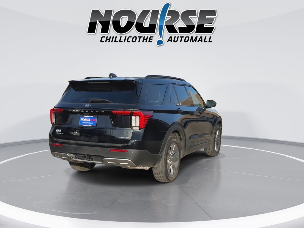 2026 Ford Explorer Active - Photo 8