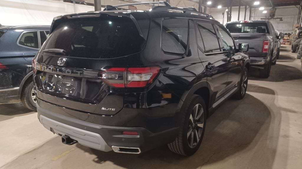 Certified 2025 Honda Pilot Elite SUV