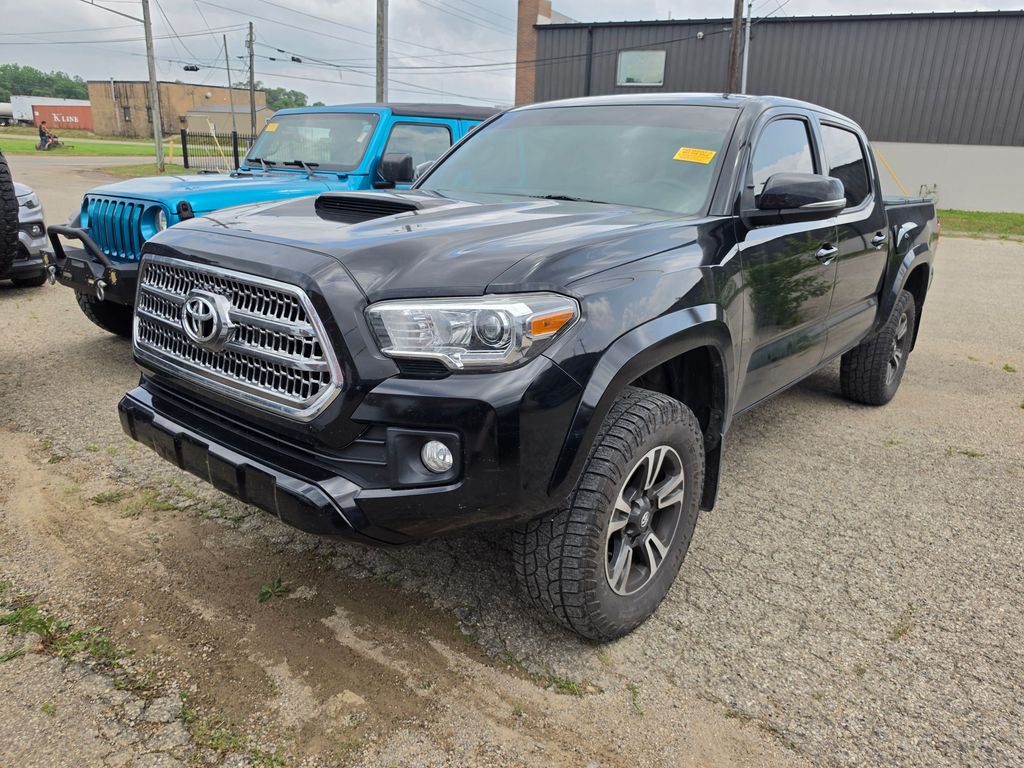 2017 Toyota Tacoma Truck 