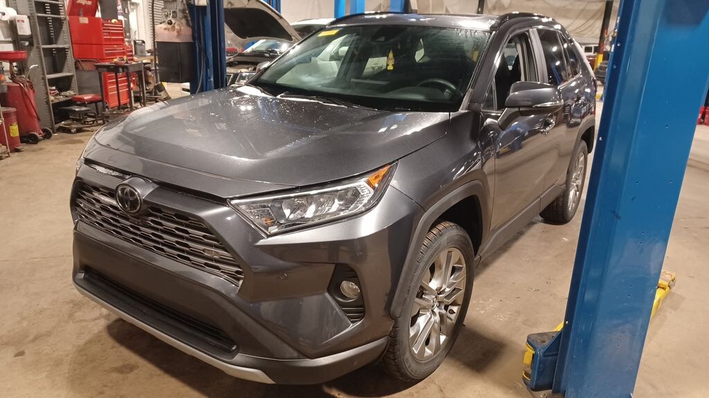 Used 2019 Toyota RAV4 Limited SUV