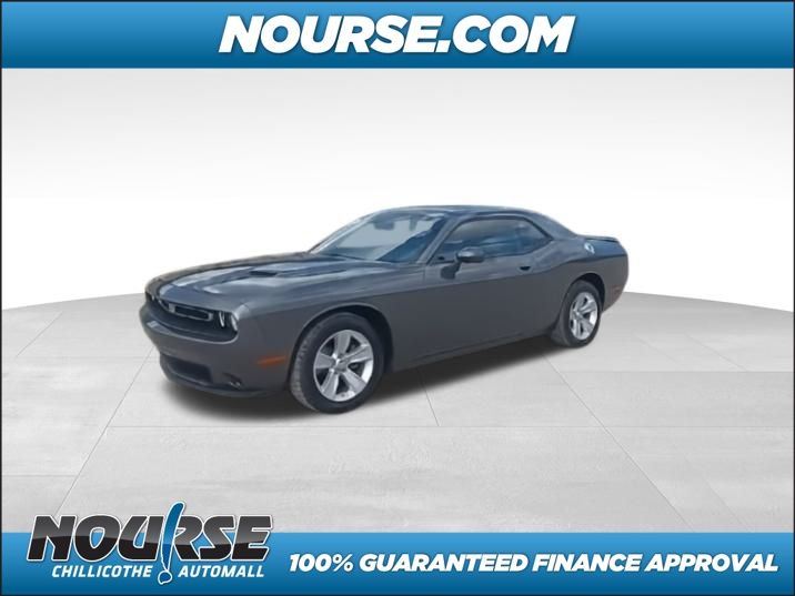 2023 Dodge Challenger SXT photo 2