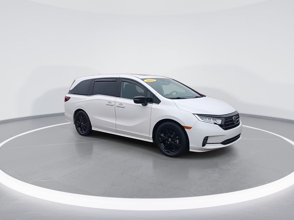 2023 Honda Odyssey Sport photo 2