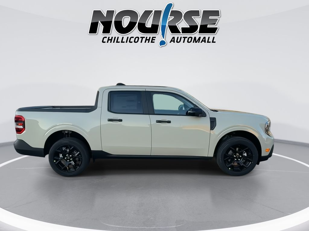 2025 Ford Maverick XLT photo 2