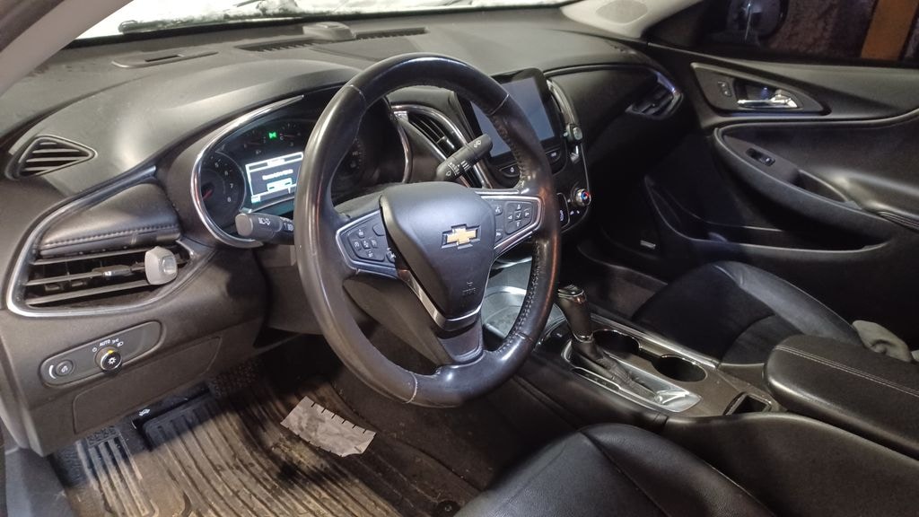 Used 2018 Chevrolet Malibu LT Sedan