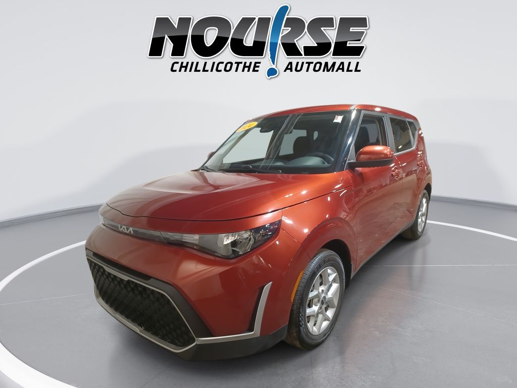 2024 Kia Soul LX's photo
