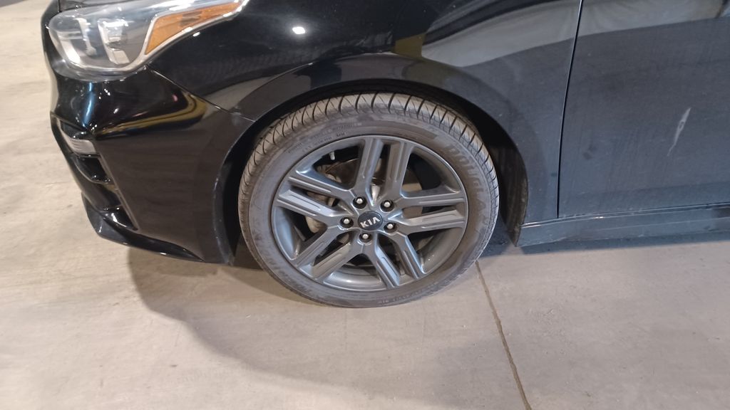 2021 Kia Forte GT-Line photo 3