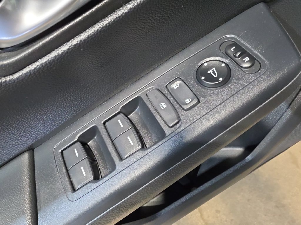 2025 Honda CR-V Sport-L - Photo 15