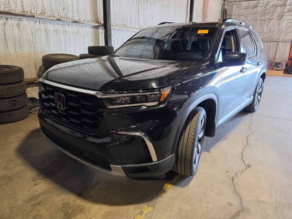 2024 Honda Pilot Touring AWD's photo