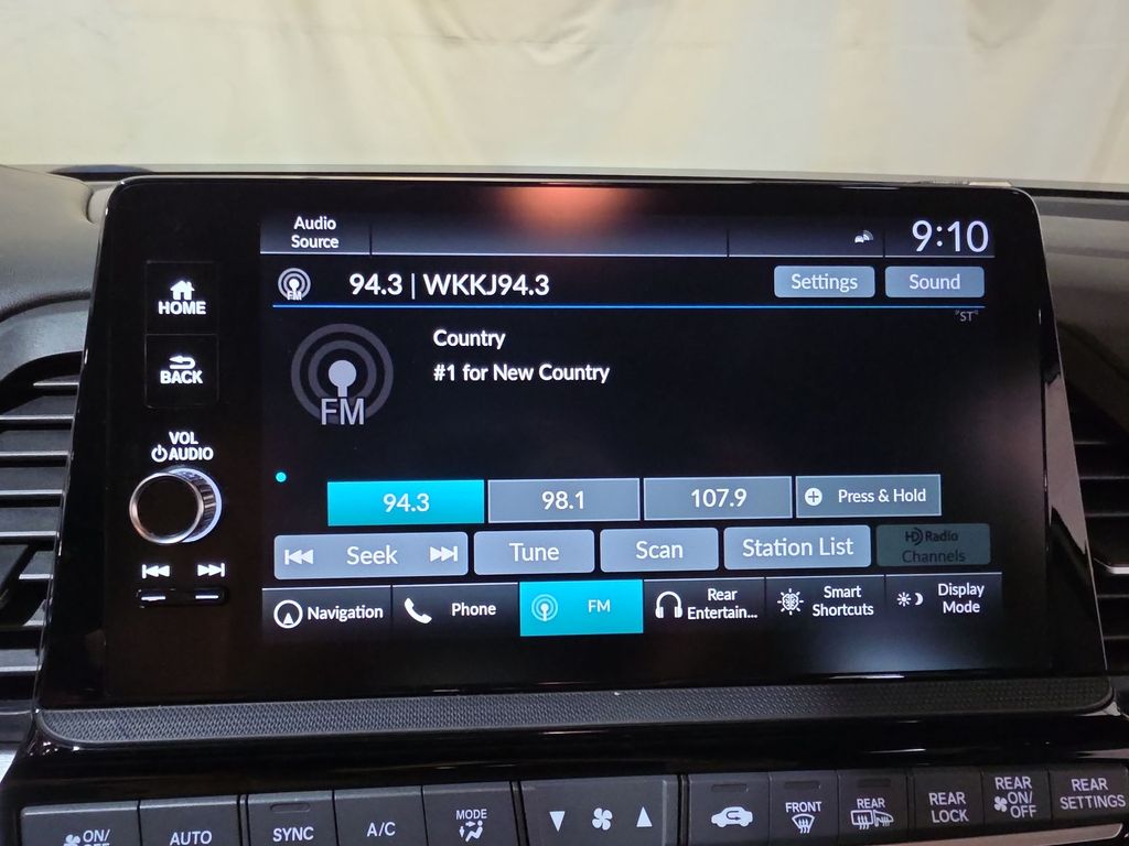 2025 Honda Odyssey Touring - Photo 12