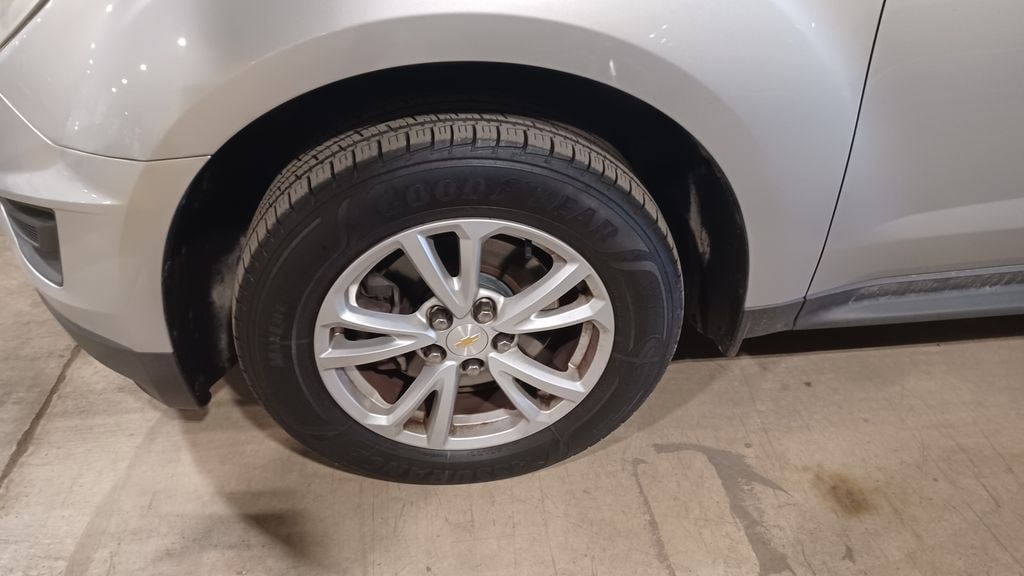 Used 2017 Chevrolet Equinox LS SUV