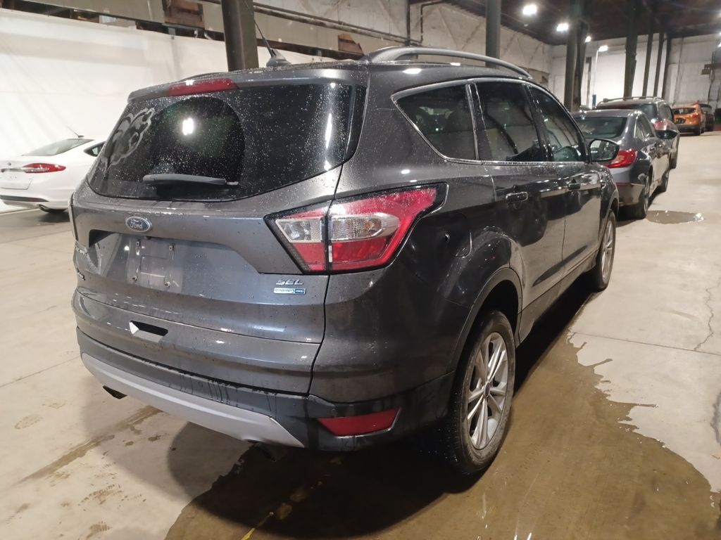 2018 Ford Escape SEL photo 2