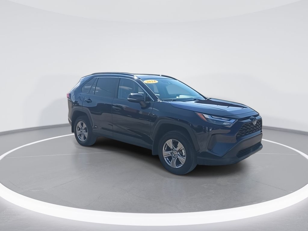 2024 Toyota RAV4 Hybrid XLE photo 2