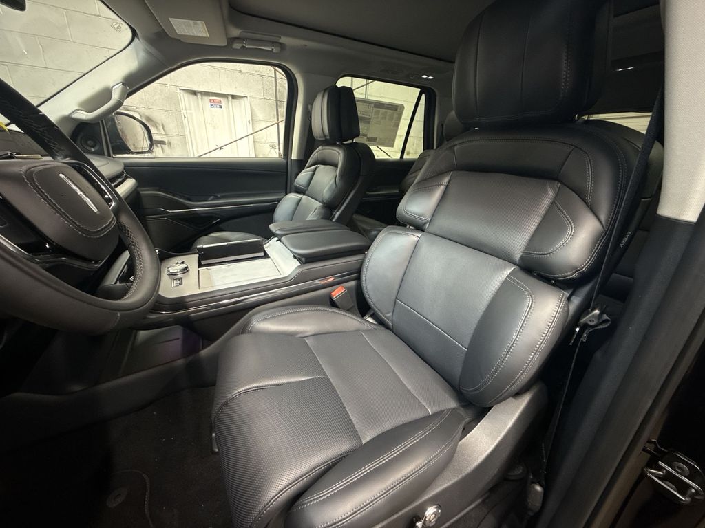 2026 Lincoln Navigator Reserve - Photo 13