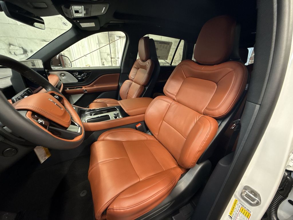 2026 Lincoln Aviator Reserve - Photo 13