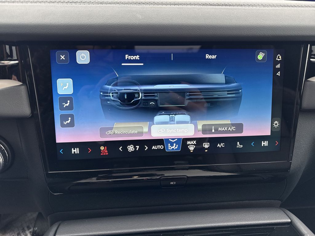 2025 Lincoln Navigator Reserve L - Photo 17