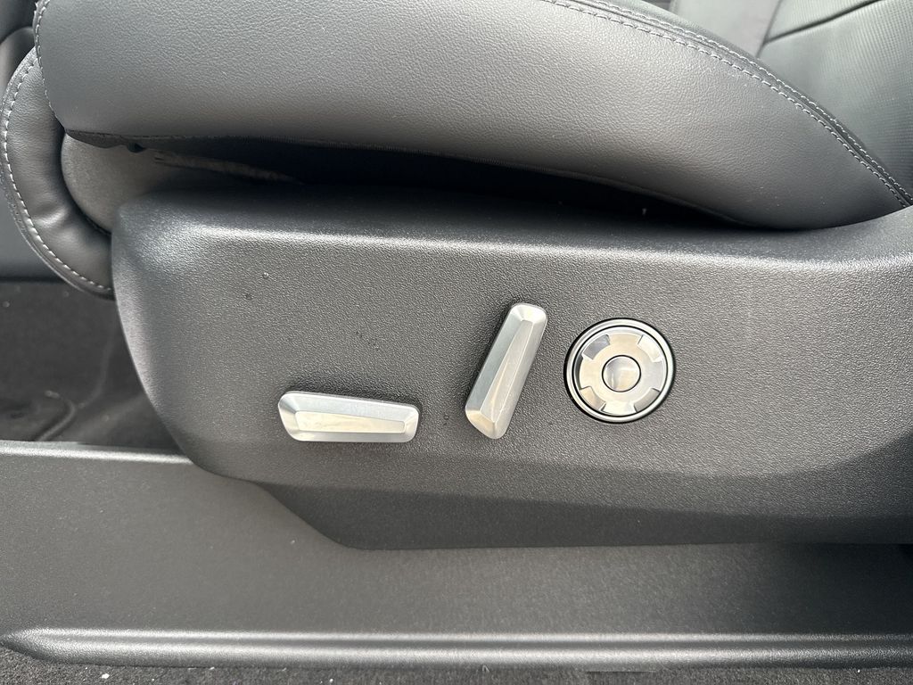 2025 Lincoln Navigator Reserve L - Photo 14