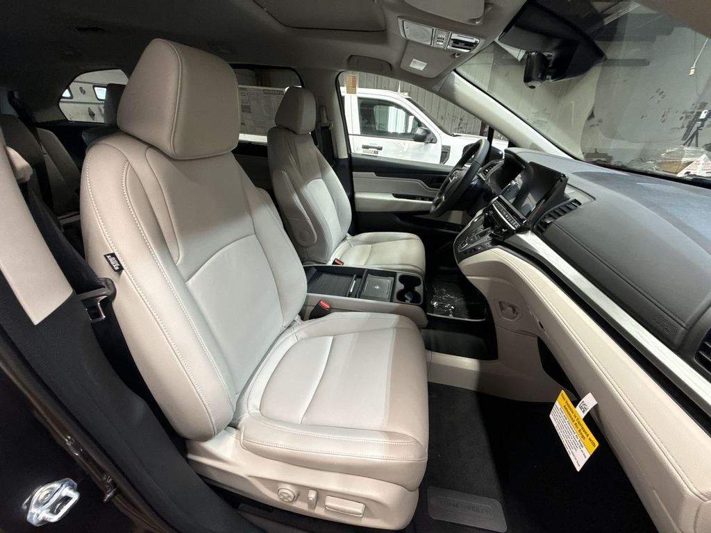 2026 Honda Odyssey EX-L - Photo 26