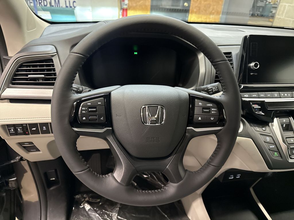 2026 Honda Odyssey EX-L - Photo 11