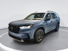 2025 Honda Pilot TrailSport SUV