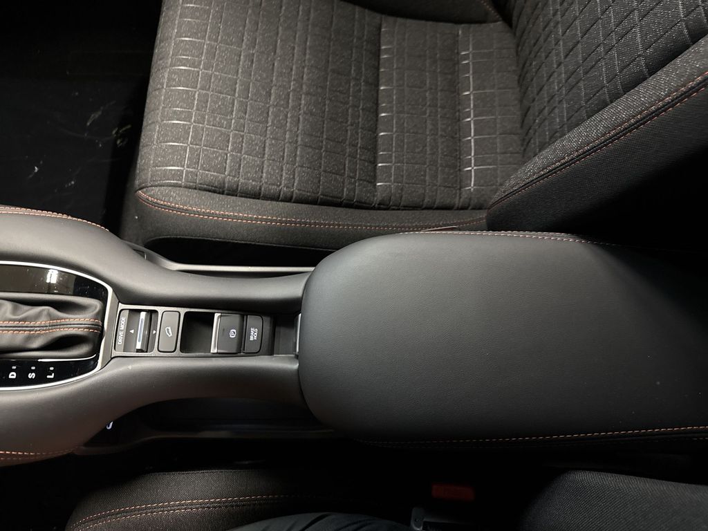 2026 Honda HR-V Sport - Photo 21