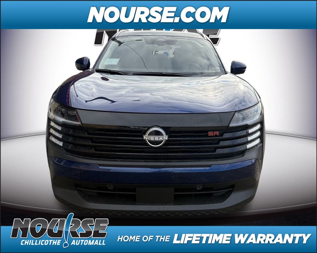 2025 Nissan Kicks SR photo 2