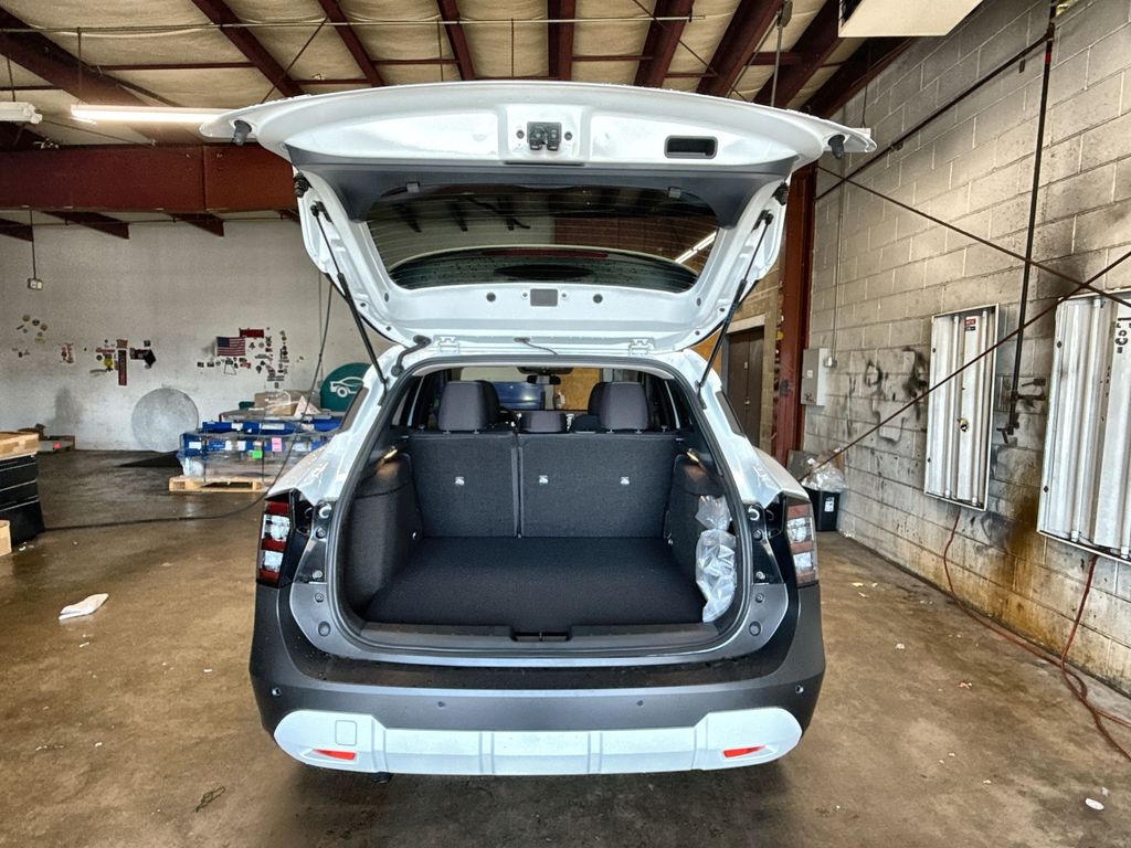 2025 Nissan Kicks SV AWD - Photo 20