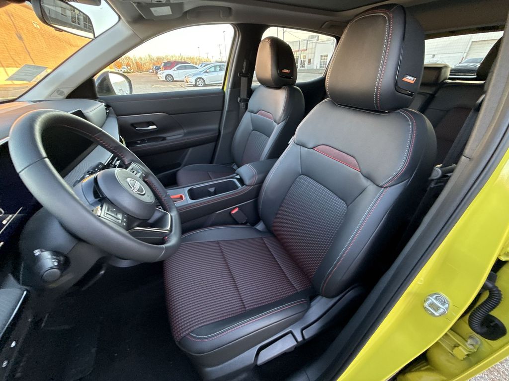 2026 Nissan KICKS SR AWD - Photo 13