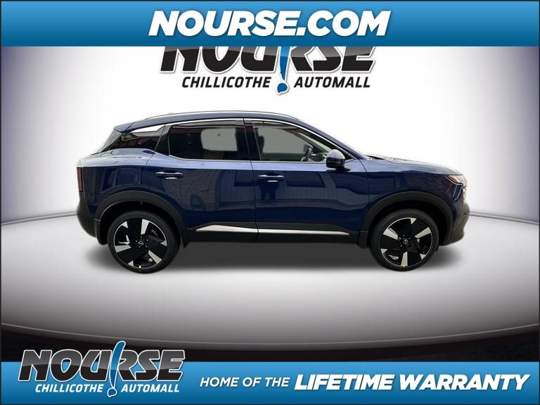 2025 Nissan Kicks SR photo 3