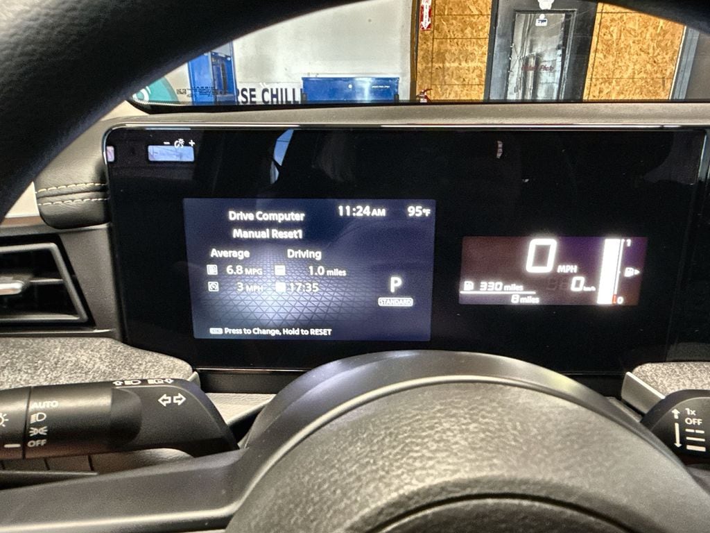 2025 Nissan Kicks SV AWD - Photo 10