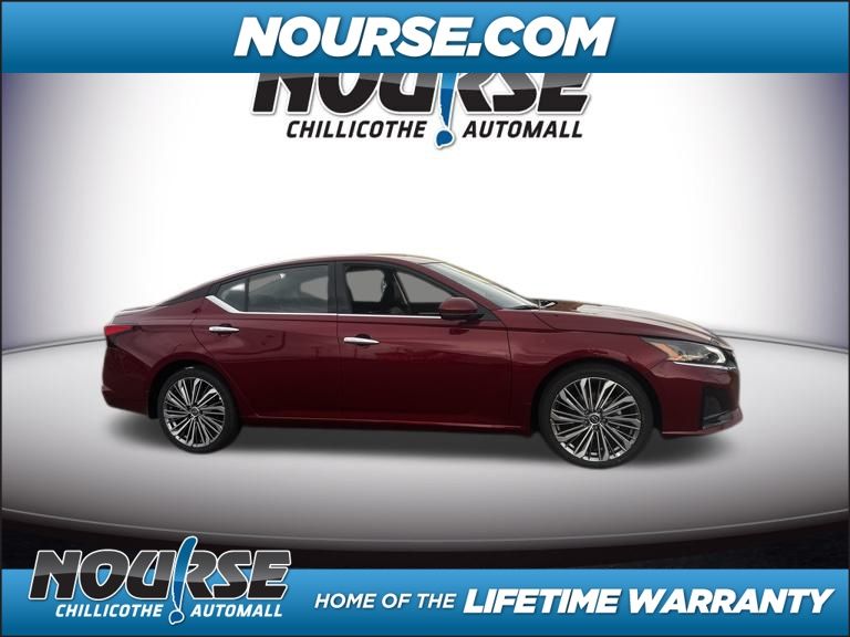 2025 Nissan Altima 2.5 SL photo 4