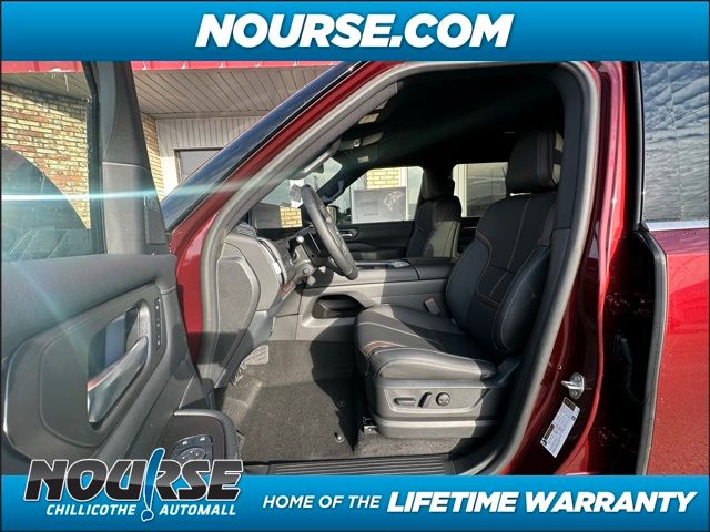 2025 Nissan Armada SL - Photo 12