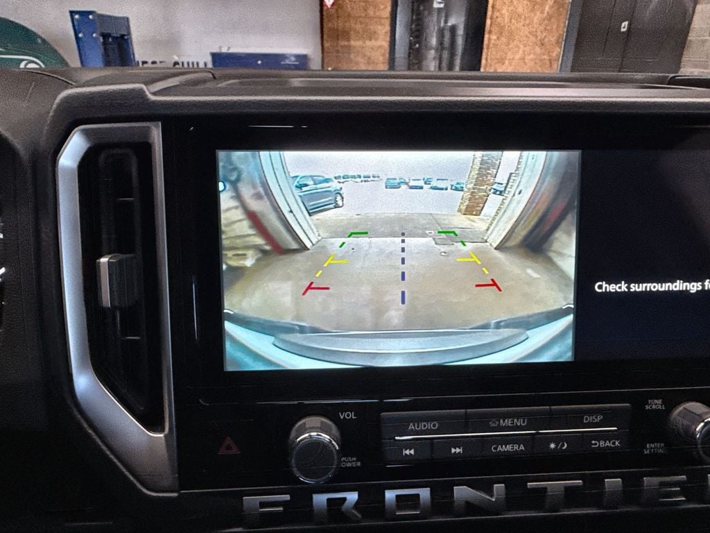 2025 Nissan Frontier SV - Photo 22