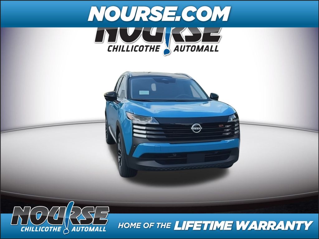 2025 Nissan Kicks SR photo 3
