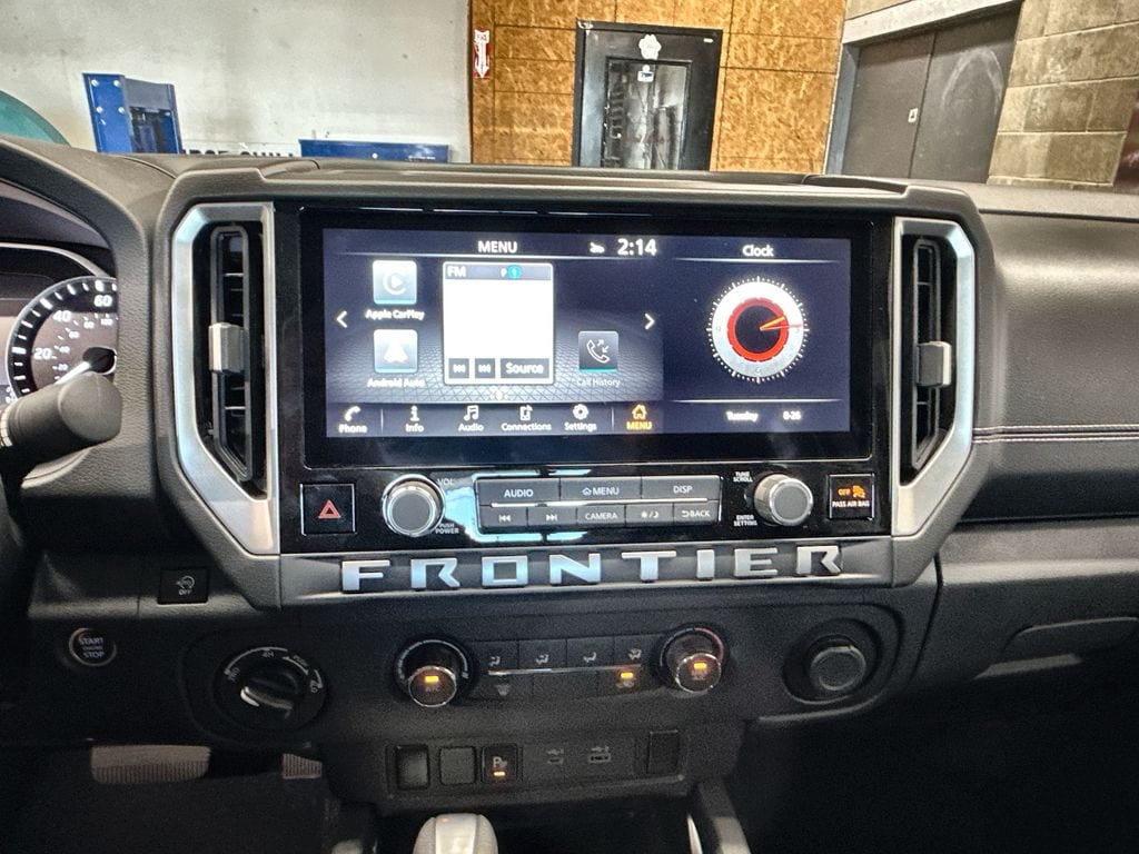 2025 Nissan Frontier SV - Photo 16