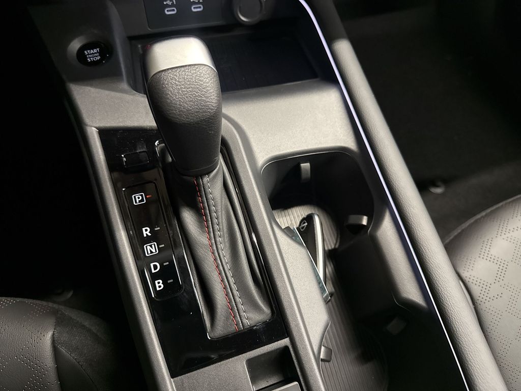 2026 Nissan Sentra SR - Photo 21