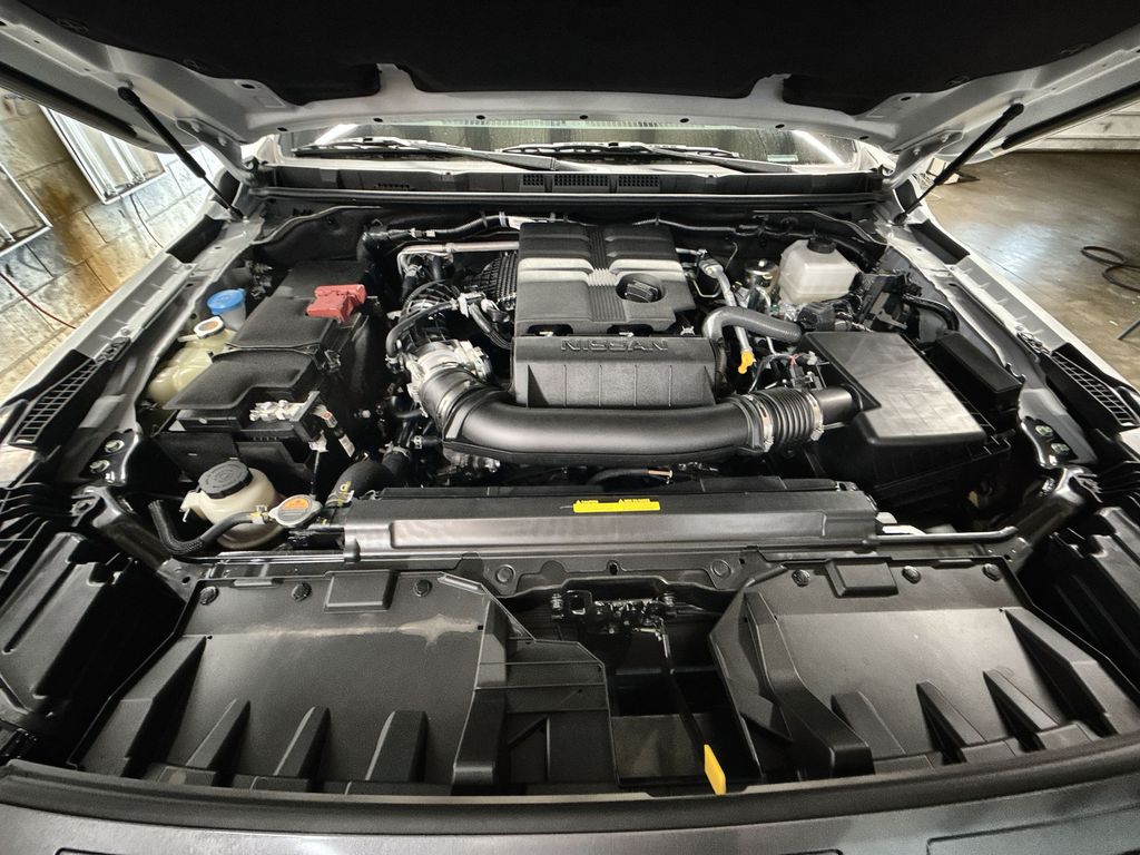 2025 Nissan Frontier SV - Photo 17