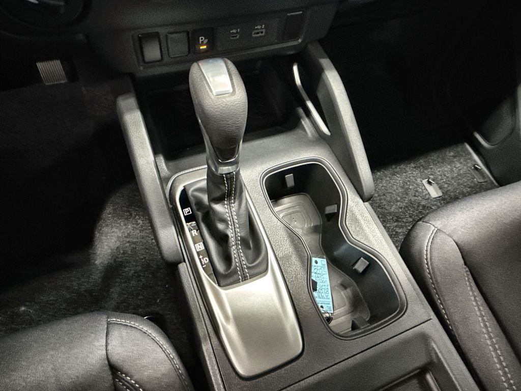 2025 Nissan Frontier SV - Photo 20