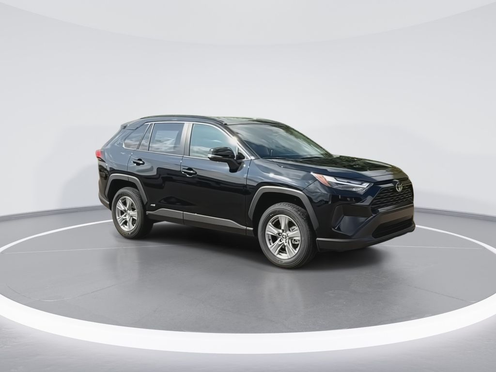 2025 Toyota RAV4 Hybrid LE photo 2
