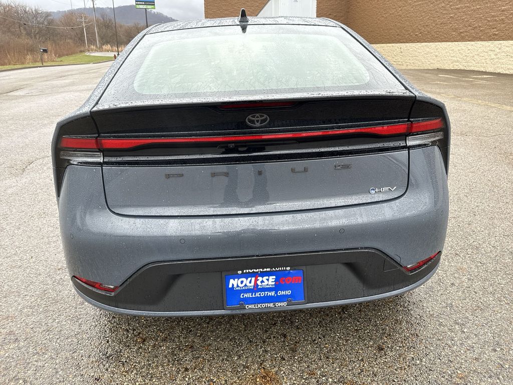 2026 Toyota Prius LE - Photo 27