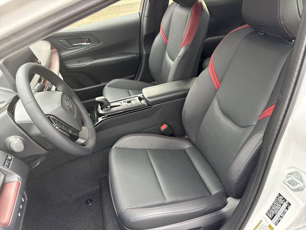 2026 Toyota Prius Plug-in Hybrid XSE Premium - Photo 19