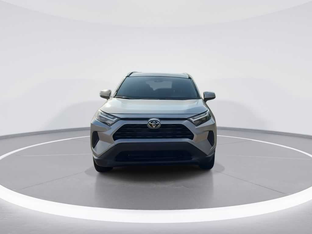 2025 Toyota RAV4 Hybrid LE photo 3