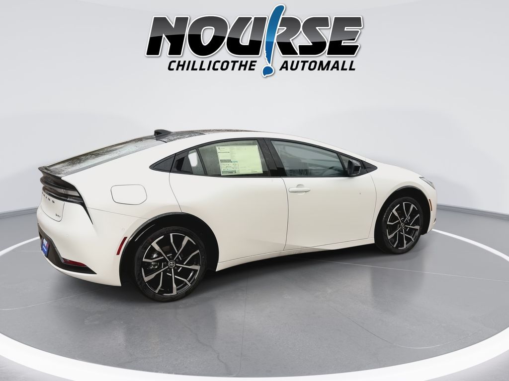2026 Toyota Prius Plug-in Hybrid XSE Premium - Photo 8