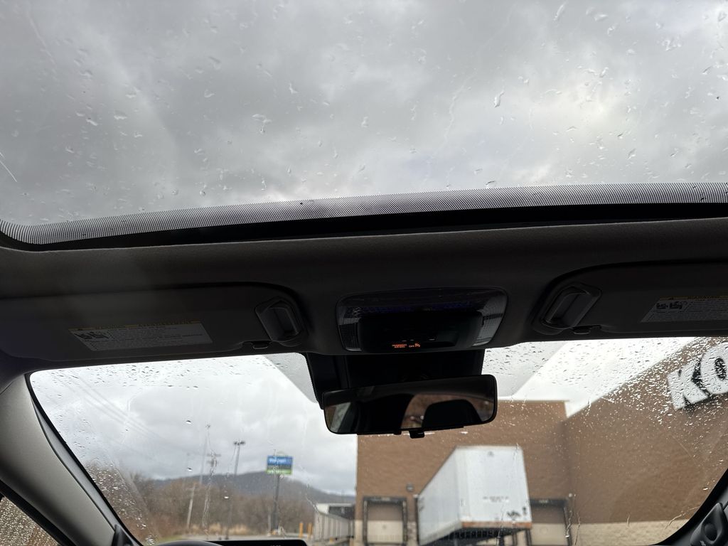 2026 Toyota Prius Plug-in Hybrid XSE Premium - Photo 22