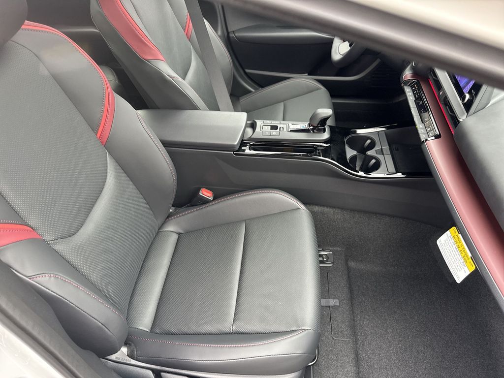 2026 Toyota Prius Plug-in Hybrid XSE Premium - Photo 33