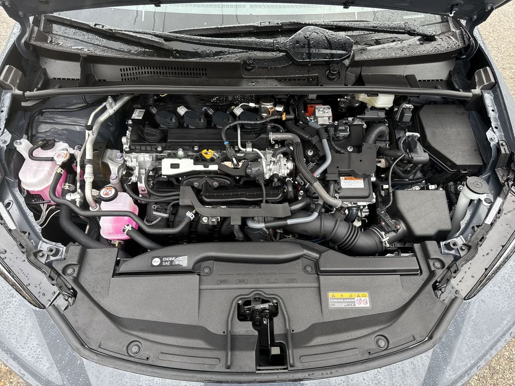 2026 Toyota Prius LE - Photo 23