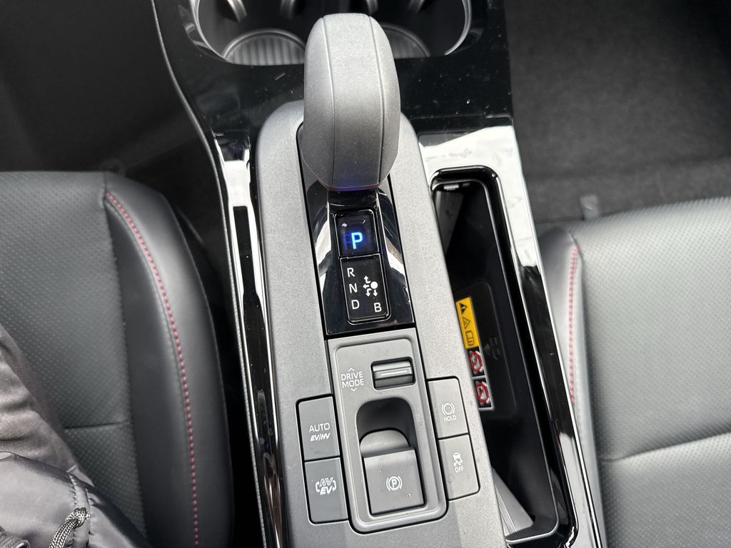 2026 Toyota Prius Plug-in Hybrid XSE Premium - Photo 29