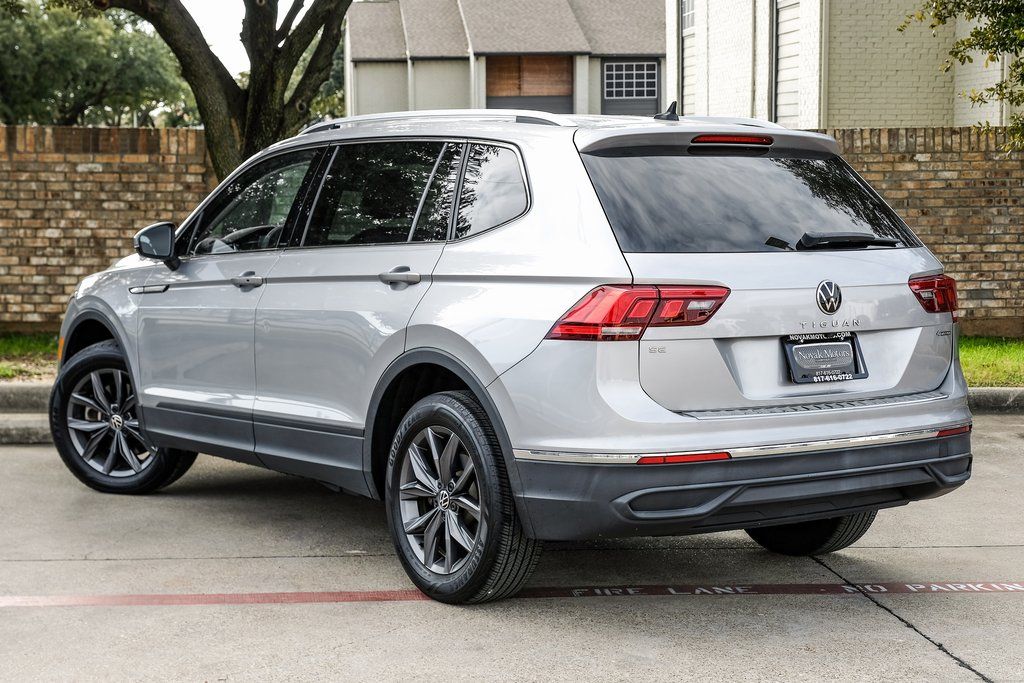 2022 Volkswagen Tiguan SE - Photo 19